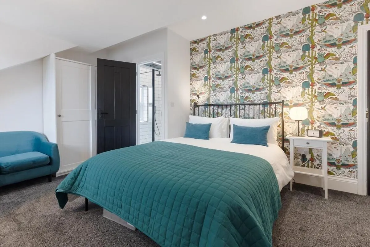 3A Roman View, Beautifully Appointed Apartment In Roundhay, Sleeps Up To 6, Bedrooms With En Suite Bathrooms, Ev Charging Лидс Великобритания